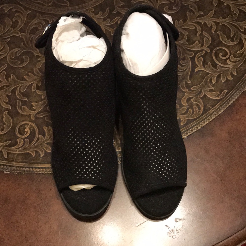 Nwt Lindsey Phillips Open Toe Boot - image 1